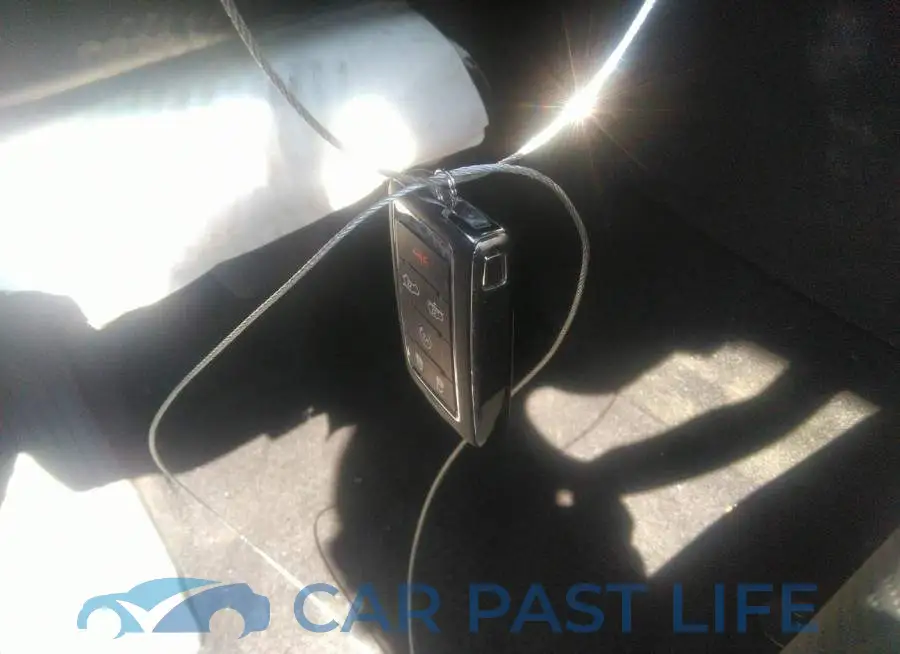 1C4SJVGJ5NS114203# 11
