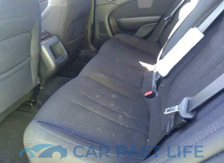 1C3CCCAB5FN703194# 8