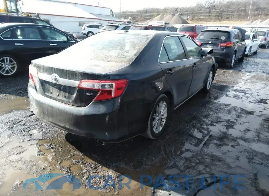 4T4BF1FK9DR329155# 4