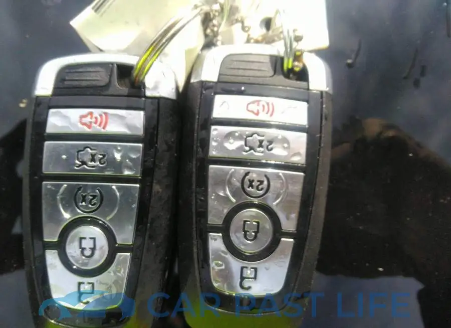 1FA6P8TH7M5127686# 11