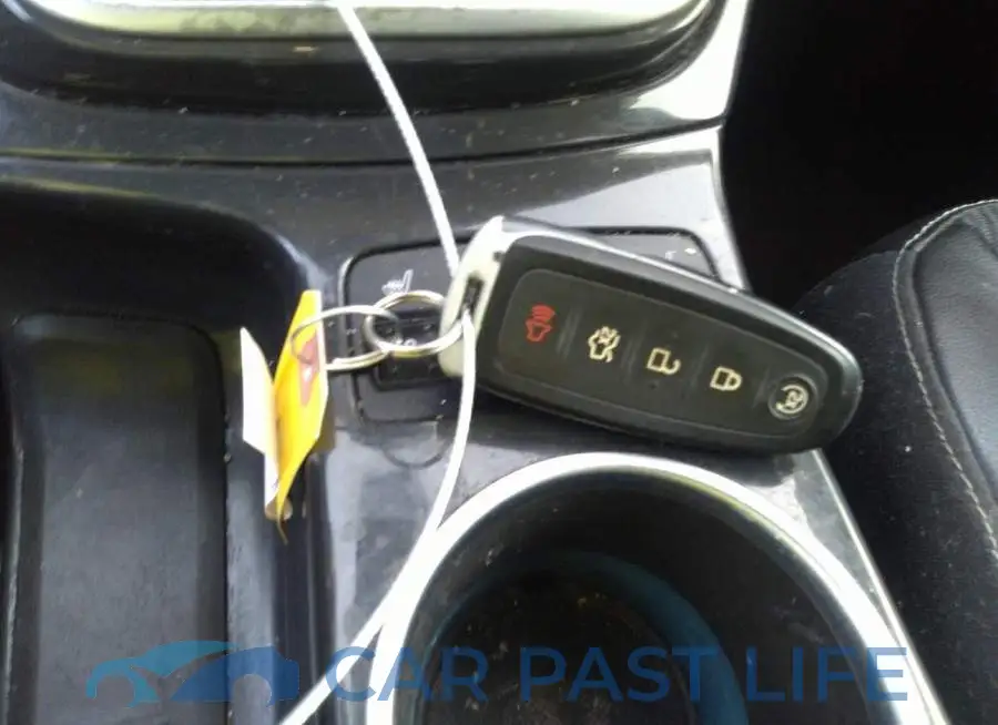 1FMCU0J96DUB50915# 11