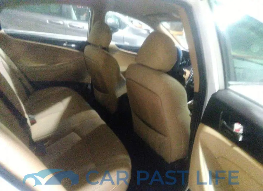 5NPEB4AC1DH727382# 8