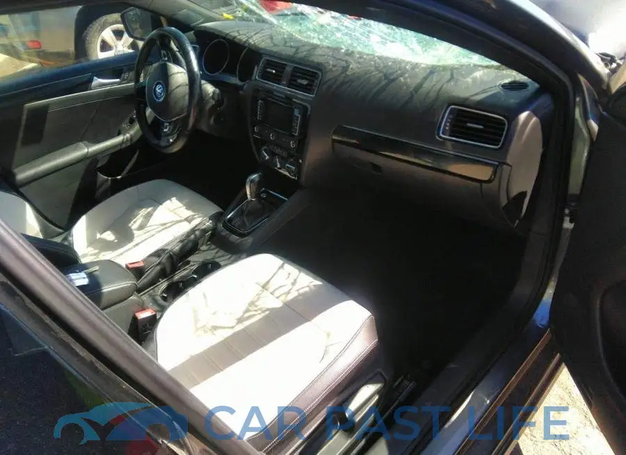 3VWD17AJ2FM344849# 5