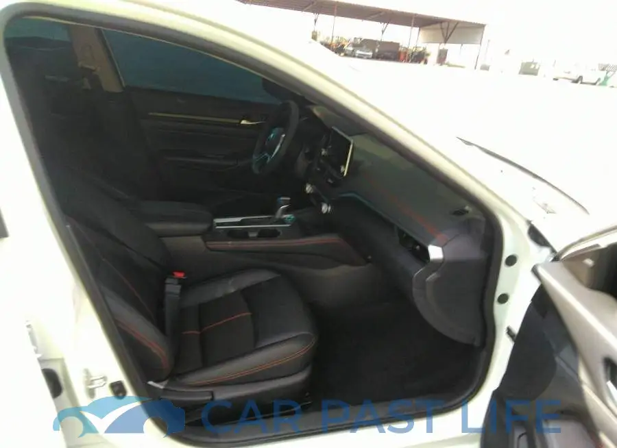 1N4BL4CV5NN401686# 5