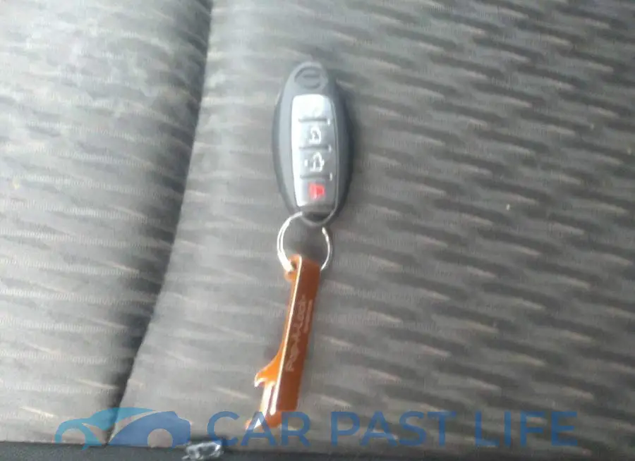 JN8AT2MT4LW011827# 11