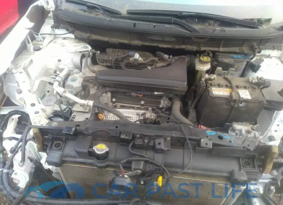 JN8AT2MT4LW011827# 10