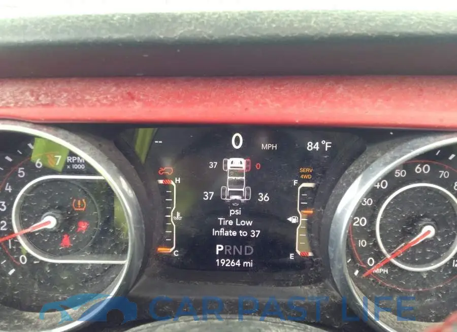 1C4HJXFG2JW114769# 7