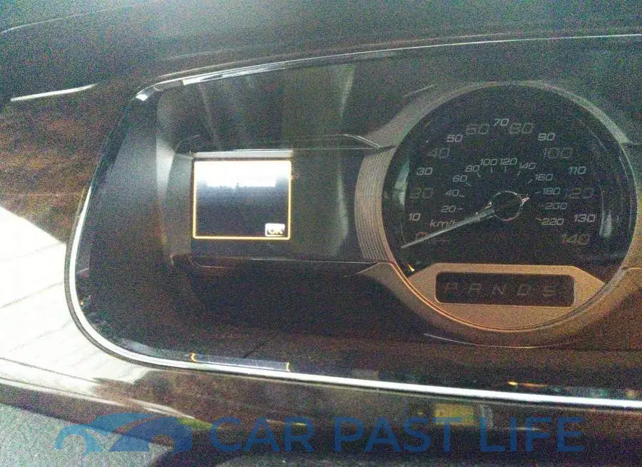 1FAHP2F8XJG133404# 7