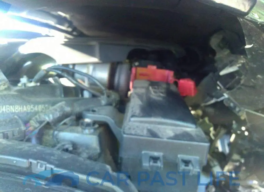 SAJAJ4BN8HA954052# 10