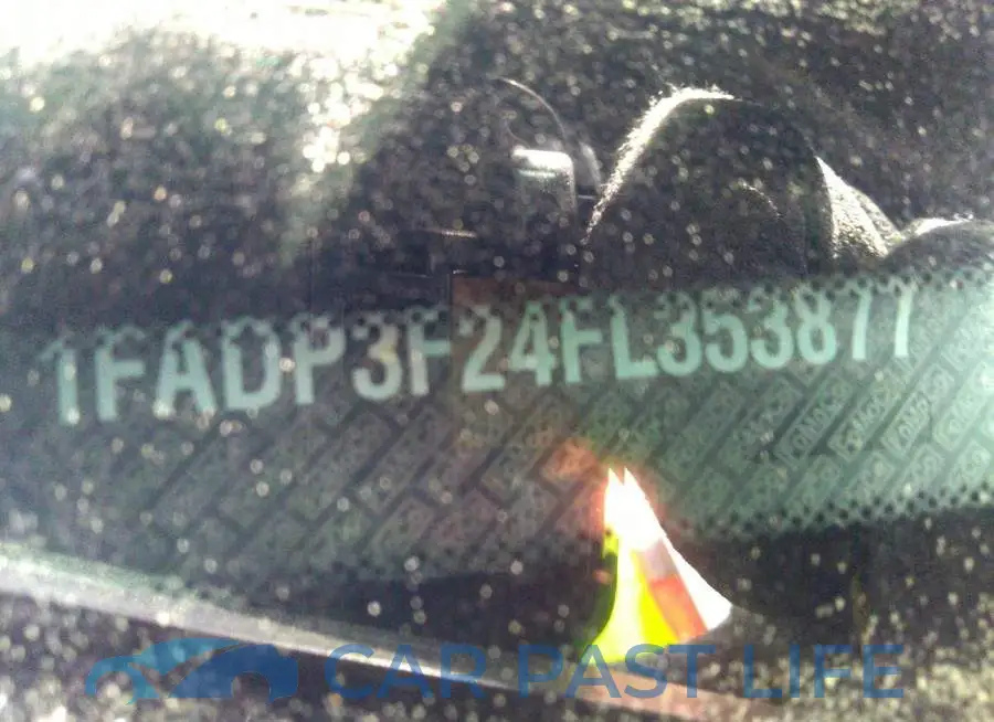 1FADP3F24FL353877# 9