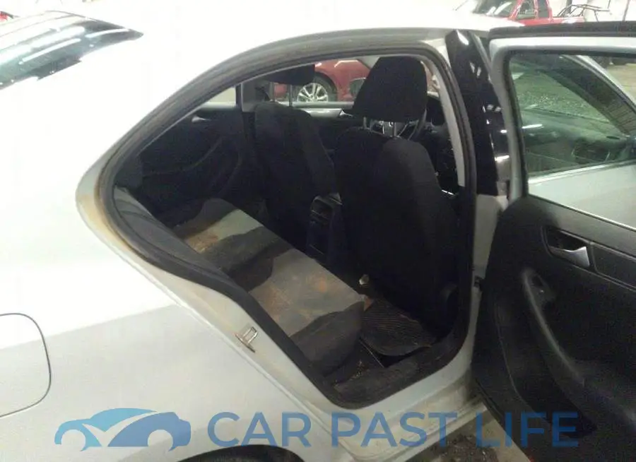 3VW167AJ7HM313636# 8