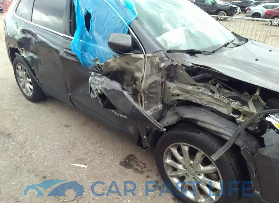 1C4PJLDB4GW363207# 6