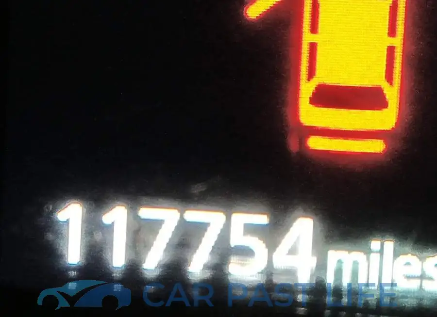 JA4AZ3A30FZ012944# 7