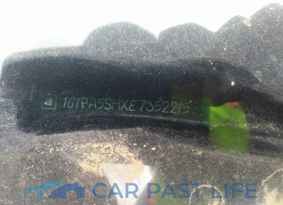 1G1PA5SHXE7352215# 9