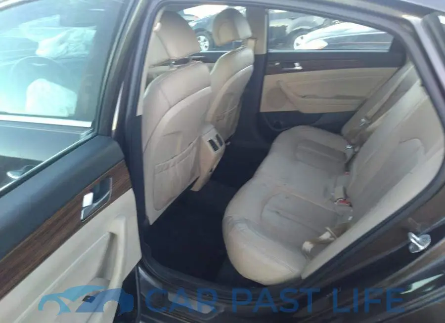 5NPE34AF1HH506233# 8