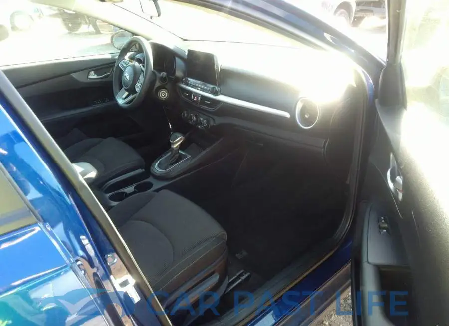 3KPF24AD6LE246463# 5