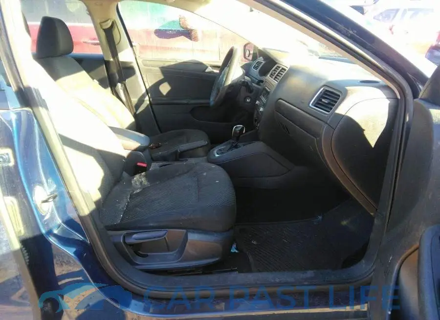 3VW2K7AJ6EM374939# 5