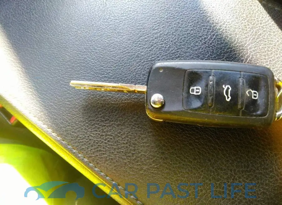 3VW2K7AJ6EM374939# 11