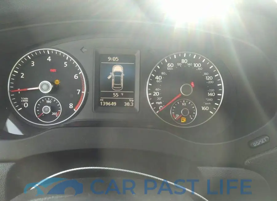 3VW5S7AJ4EM296979# 7