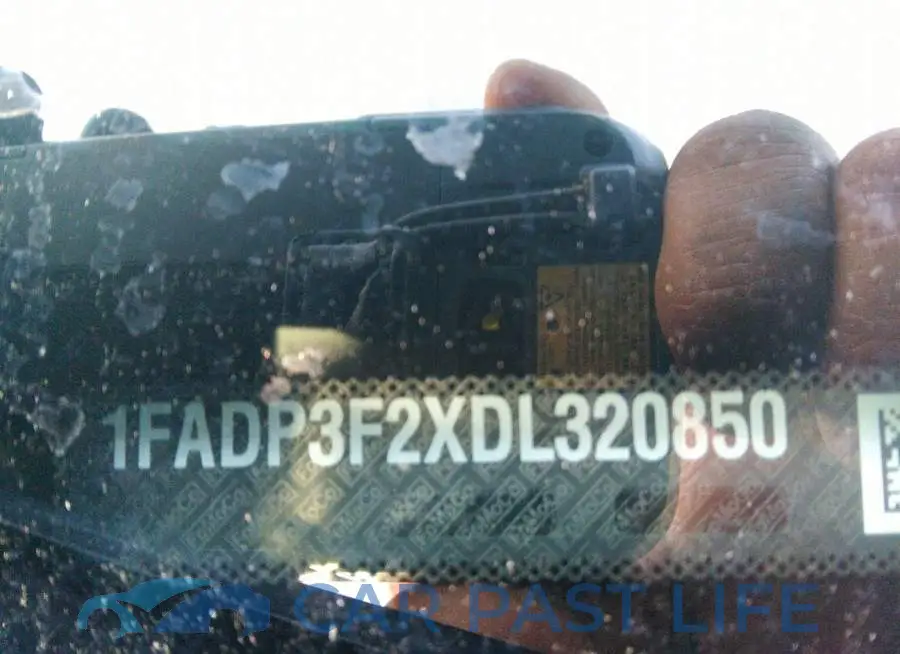 1FADP3F2XDL320850# 9