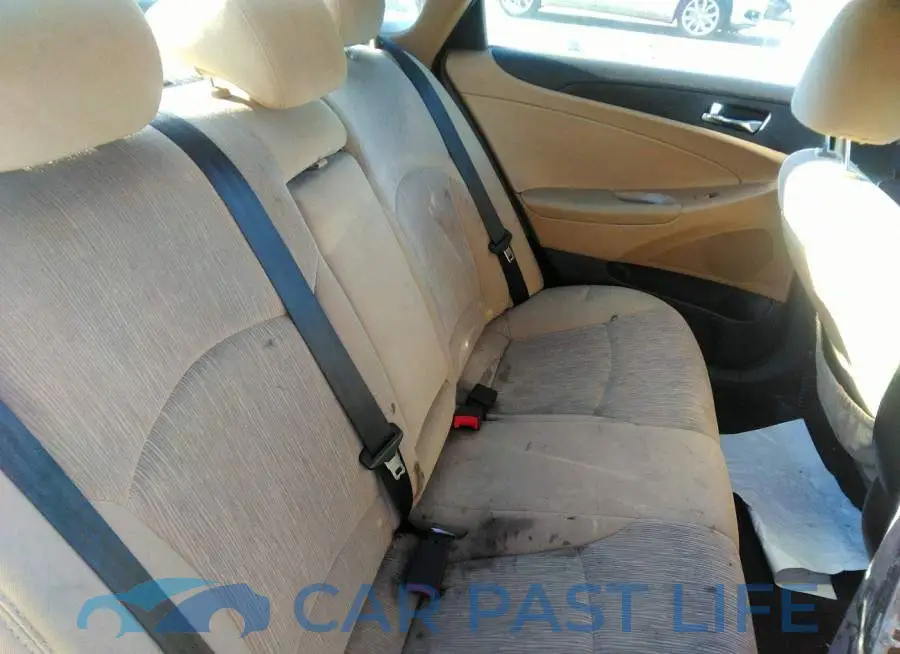 5NPEB4AC1EH938065# 8