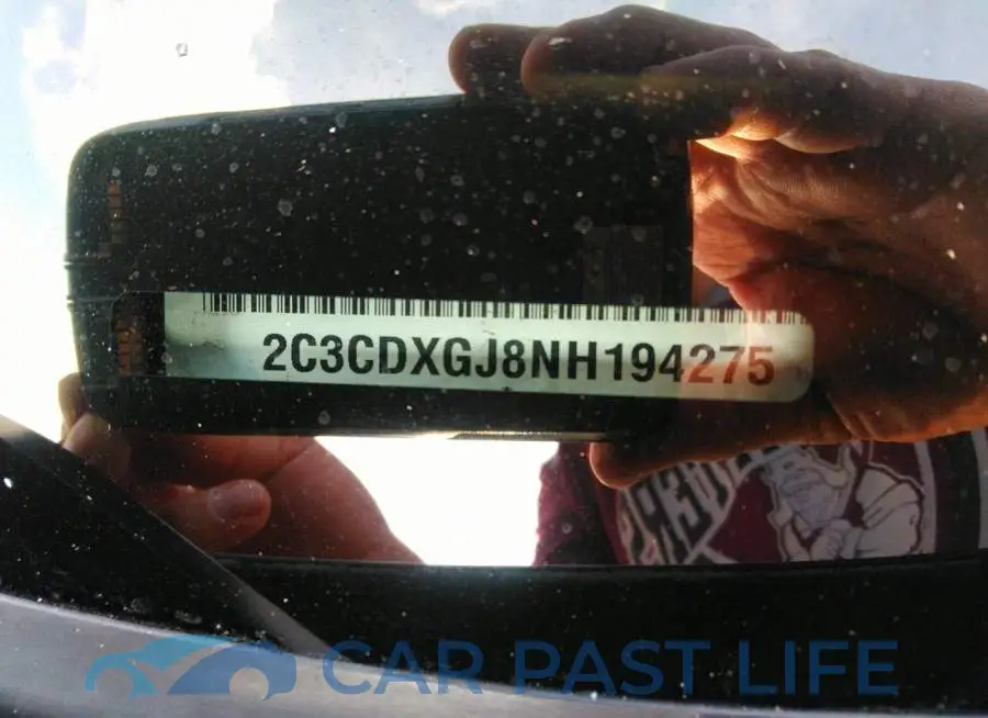 2C3CDXGJ8NH194275# 9