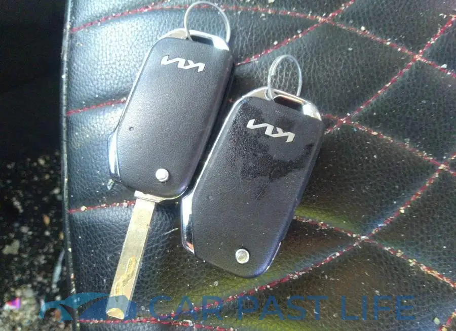 KNDJ23AU6N7798293# 11