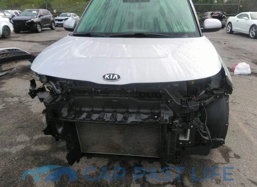 KNDJ23AUXL7723111# 6