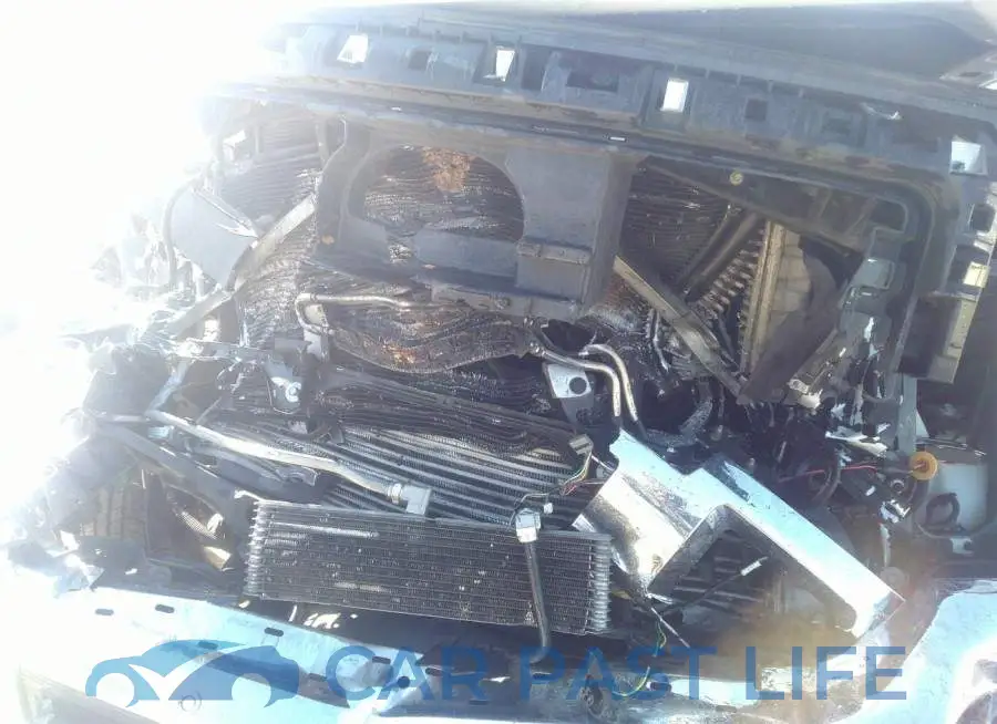1GT12ZE89FF101030# 10