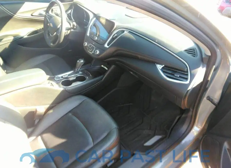 1G1ZD5ST0JF161519# 5