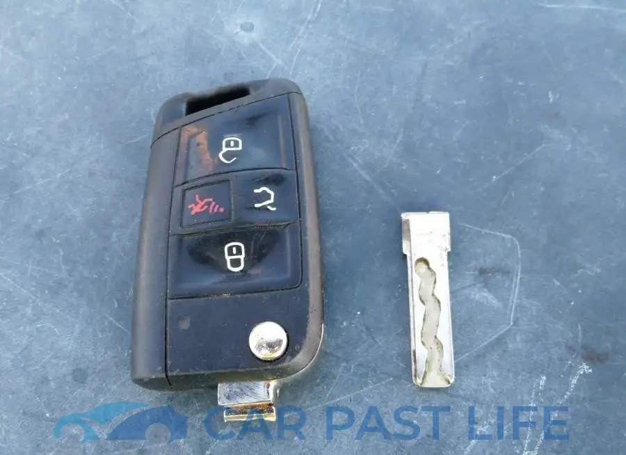 3VW2A7AU6FM063090# 11