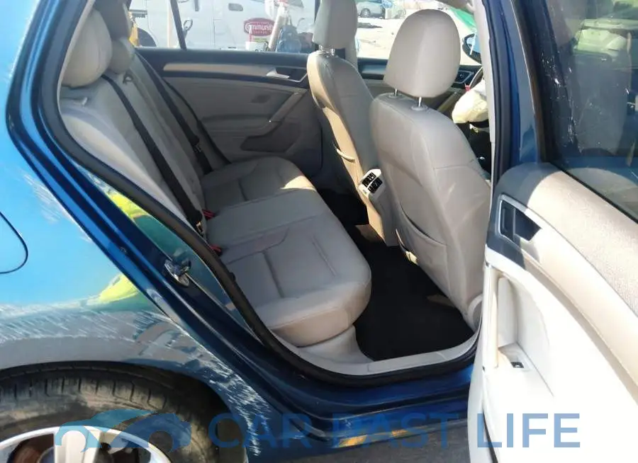 3VW2A7AU6FM063090# 8
