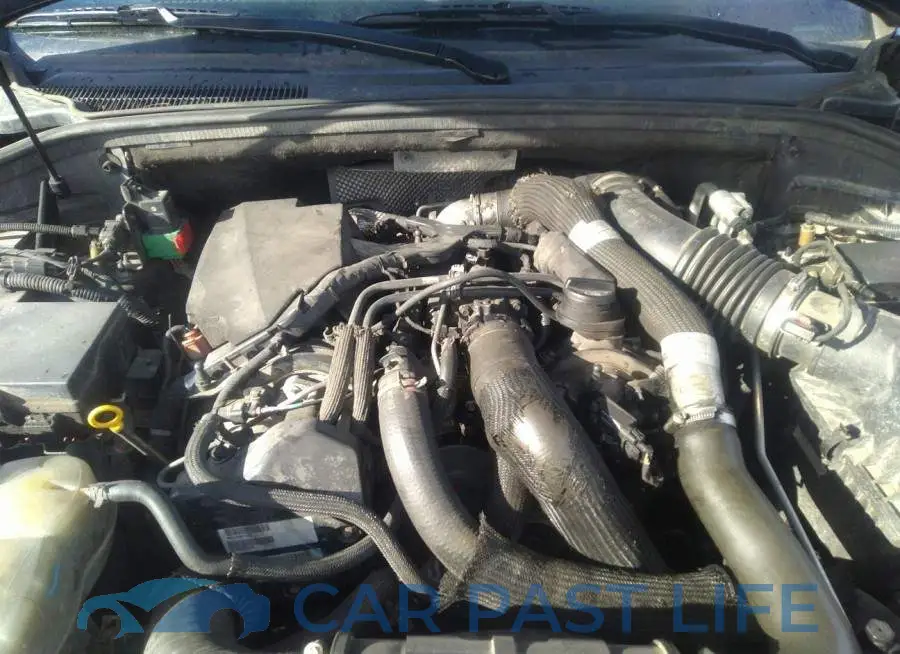 1C4RJFCM5EC302878# 10