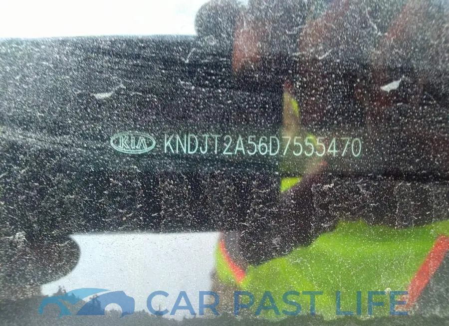KNDJT2A56D7555470# 9