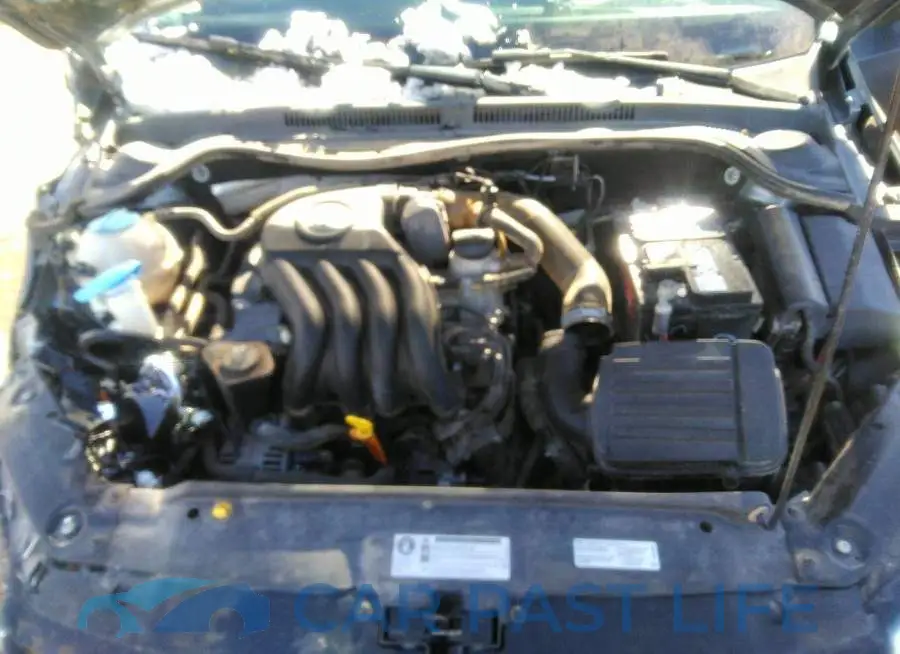 3VW2K7AJXEM309561# 10