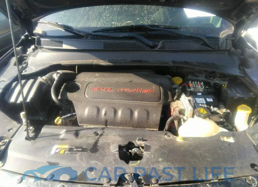 3C4NJCBB9JT407905# 10