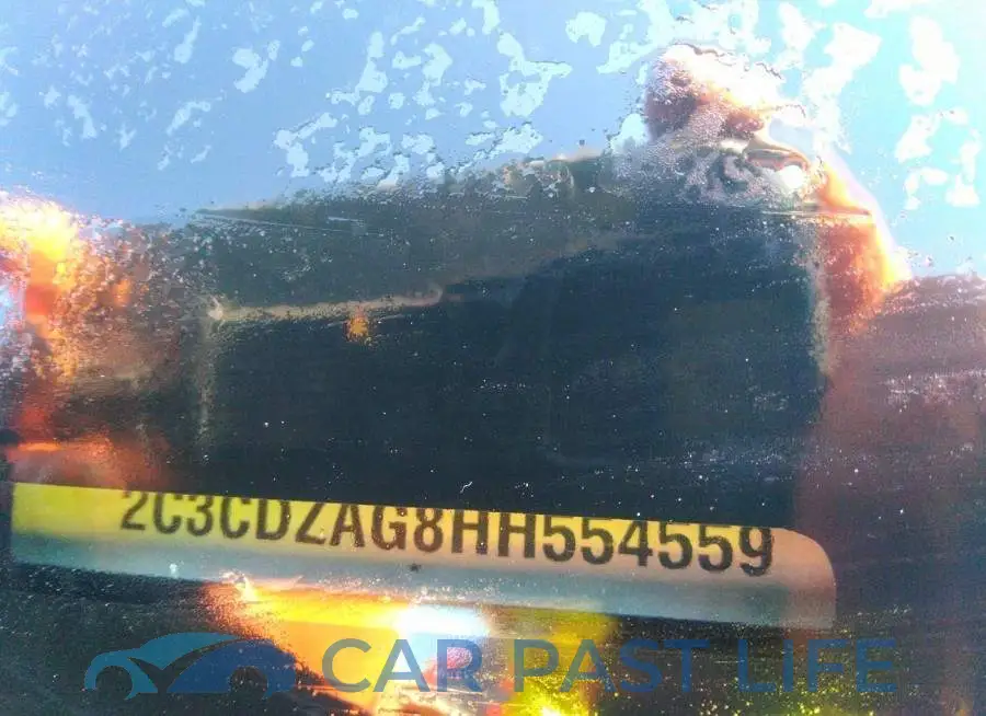 2C3CDZAG8HH554559# 9