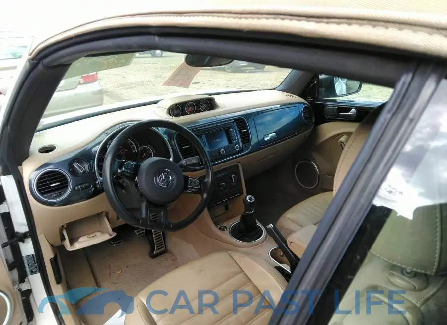3VW8A7AT2DM811770# 5