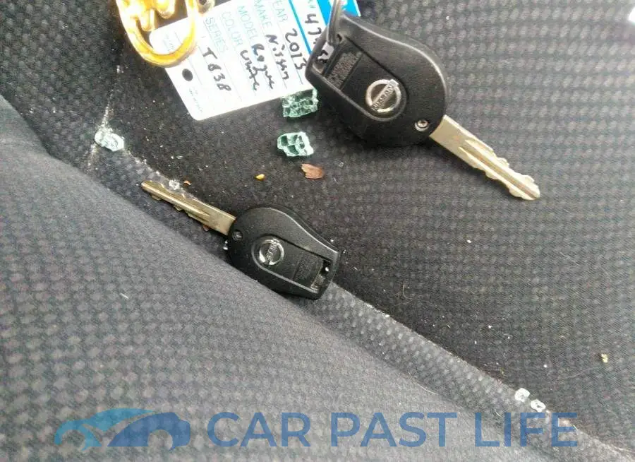 JN8AS5MV2DW621507# 11