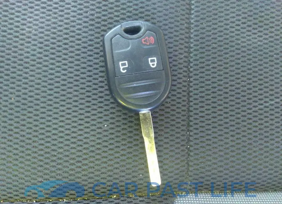1FADP3F20EL187923# 11