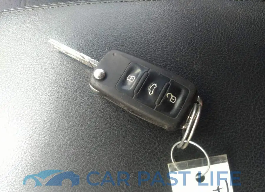 1VWBN7A30DC038504# 11