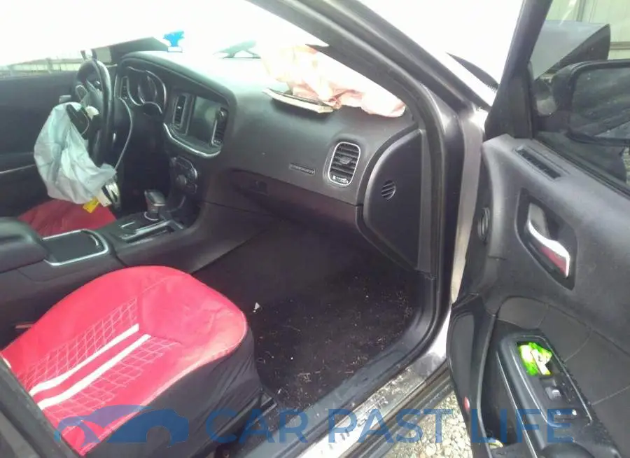 2C3CDXHG8FH890400# 5