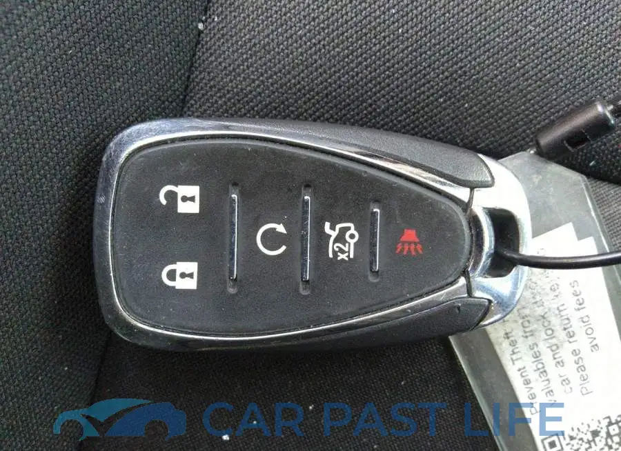 1G1ZD5STXMF023572# 11