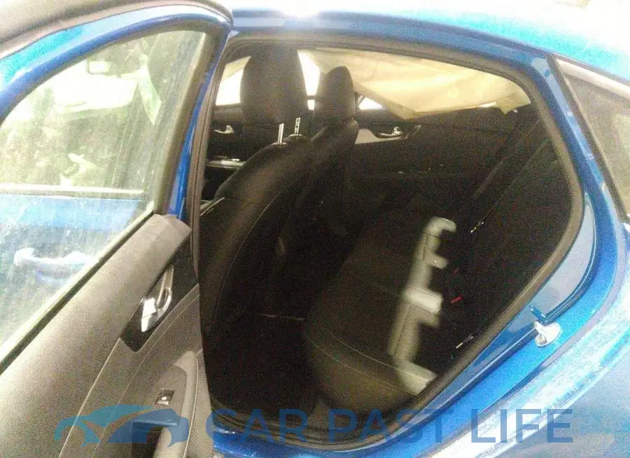 3KPF54AD1PE522593# 8
