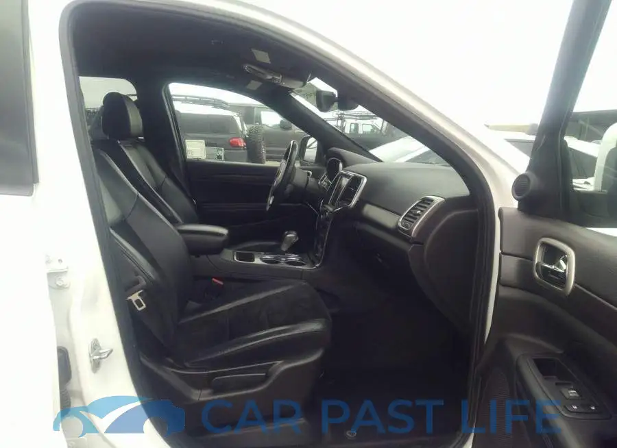 1C4RJFAG8JC244644# 5