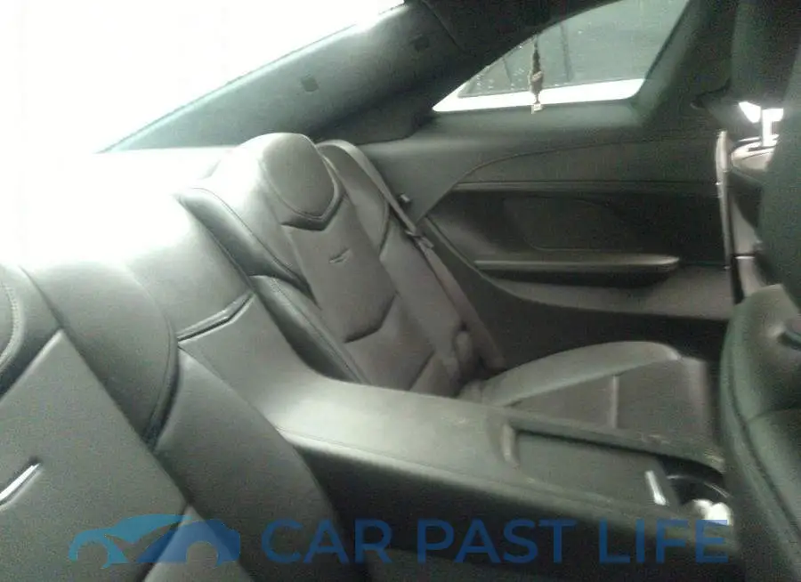 1G6RM1E48EU601883# 8