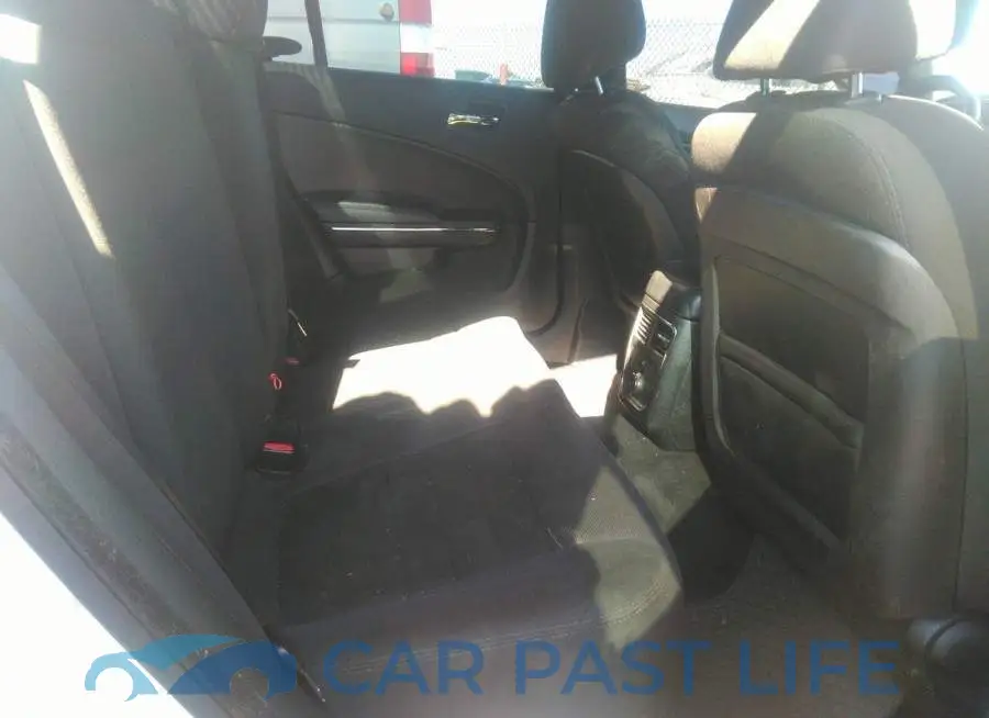 2C3CDXBG0DH677978# 8