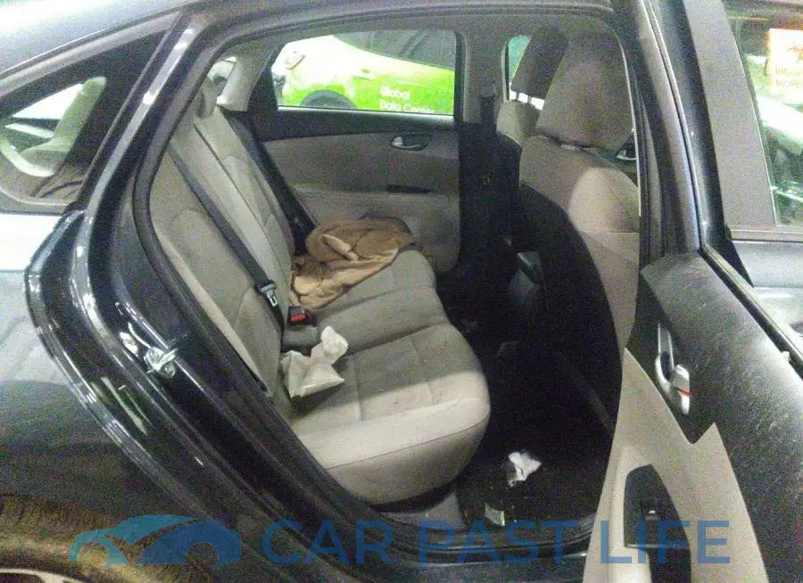 3KPF24AD8LE232242# 8