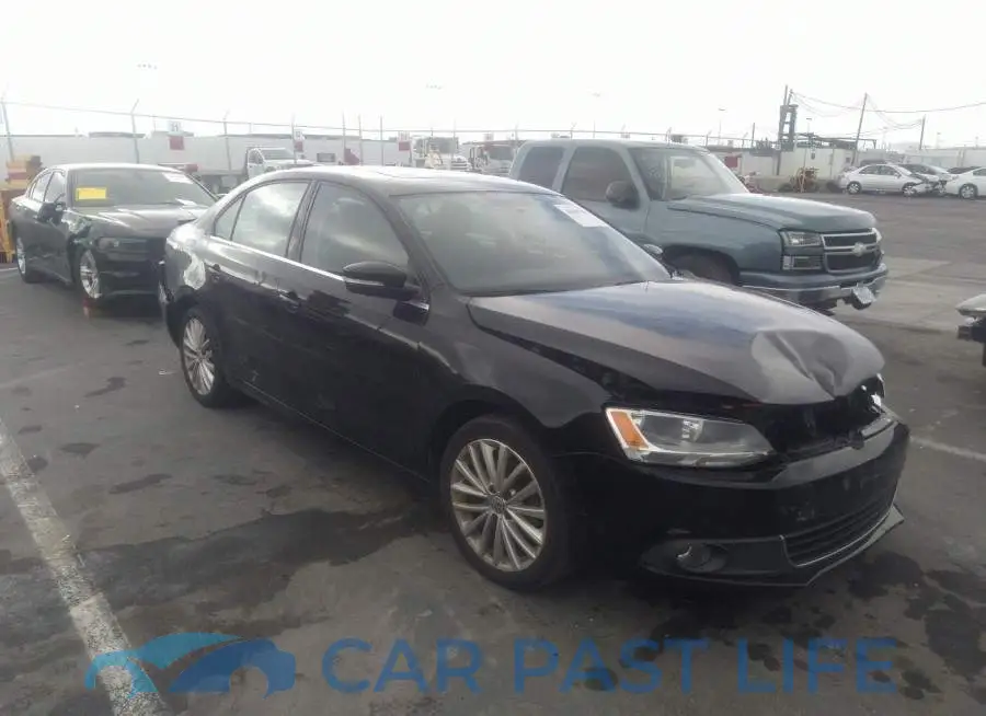 3VWLP7AJXDM307815# 1