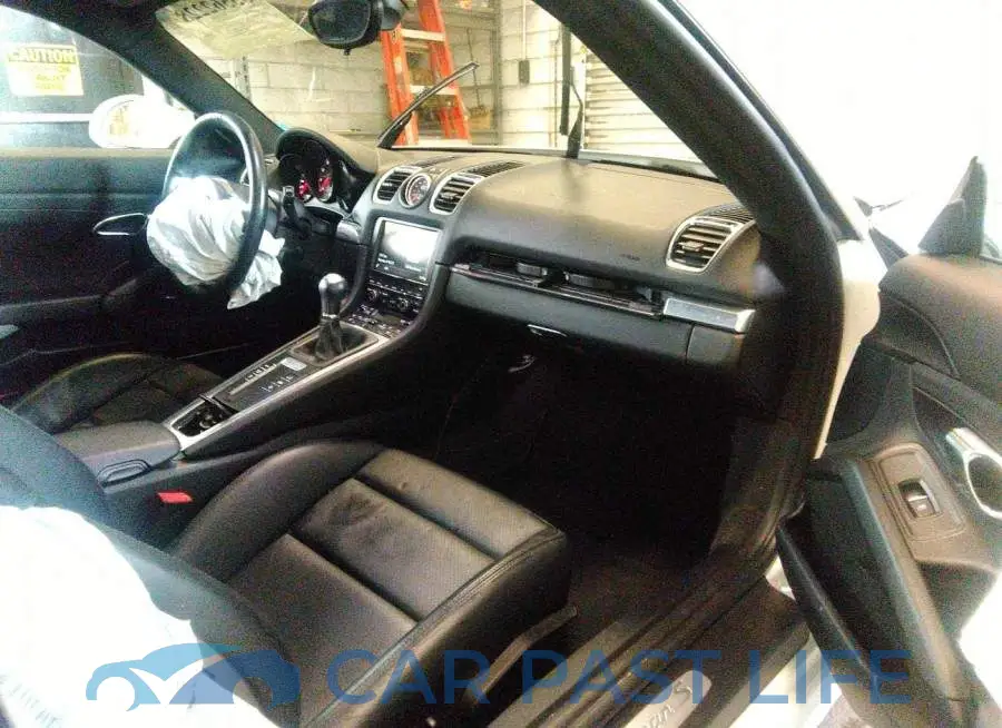 WP0AB2A83EK192153# 5